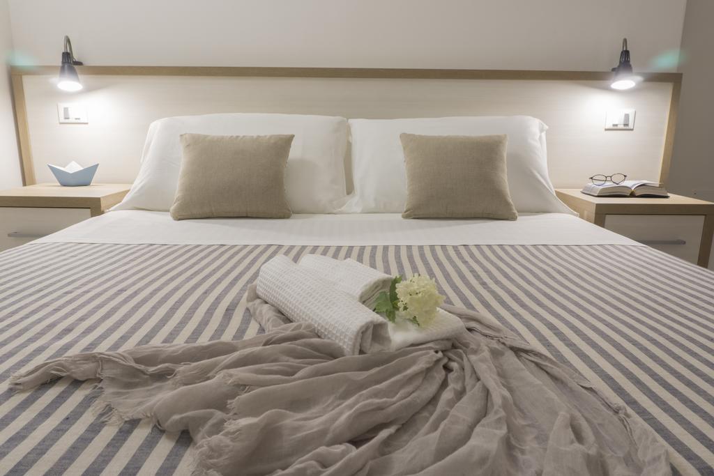 Residence San Valentino Finale Ligure Buitenkant foto